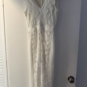 Elegant White Lace Dress